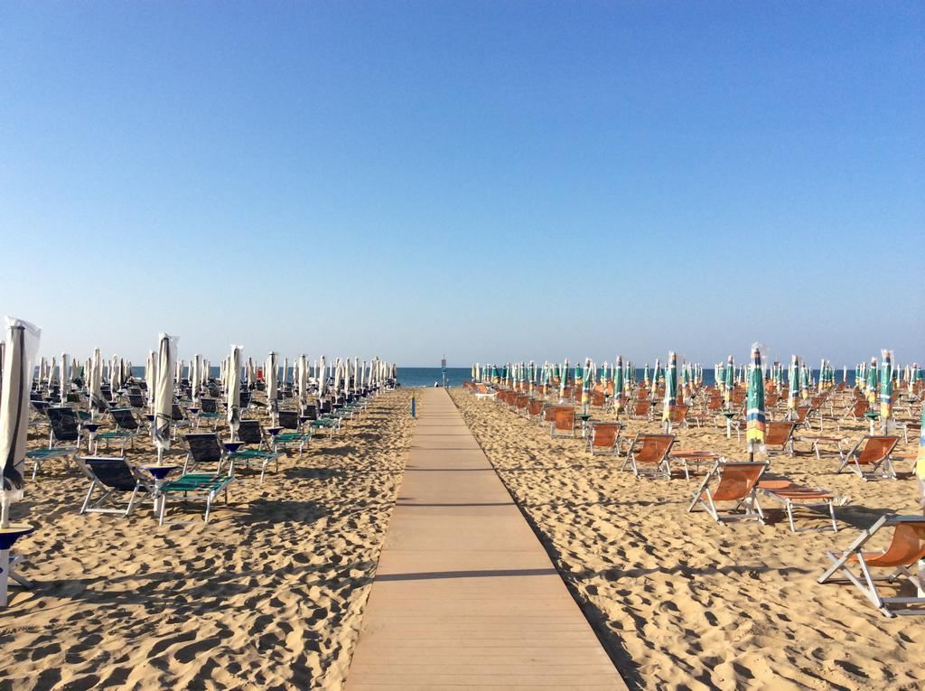 Appartamenti Alaska Bibione Exterior photo